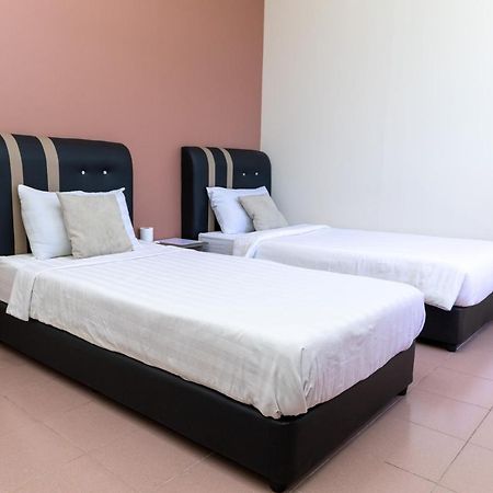 Familia Motel Kangar Εξωτερικό φωτογραφία